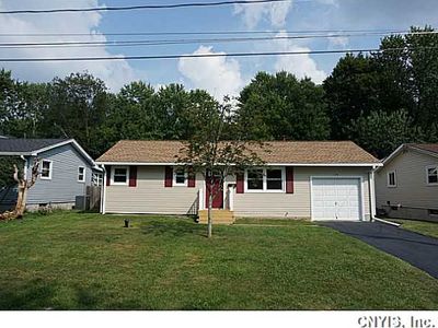 110 Reese Ave, North Syracuse, NY, 13212