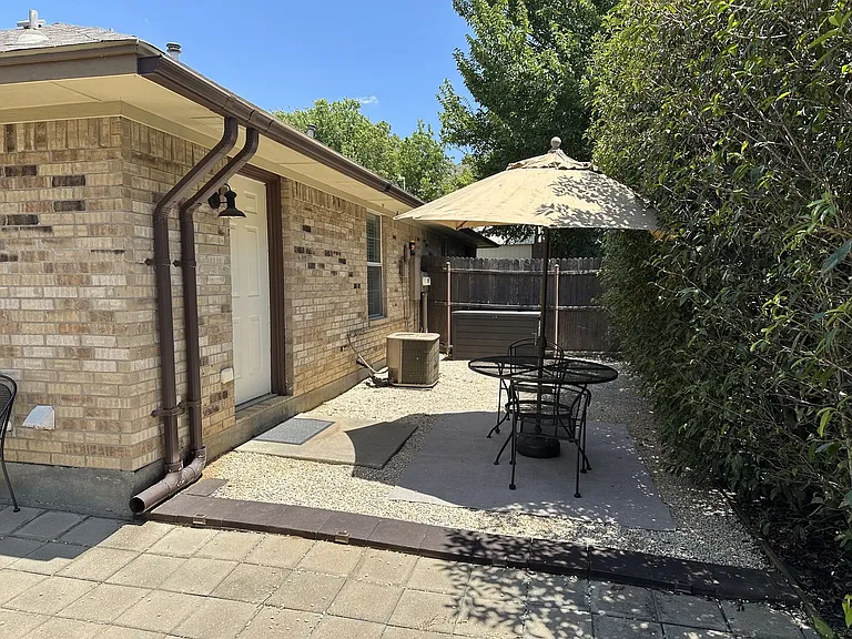 805 N Washington St #D — Photo 12