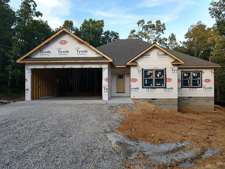 1st image of 215 Westchester Dr