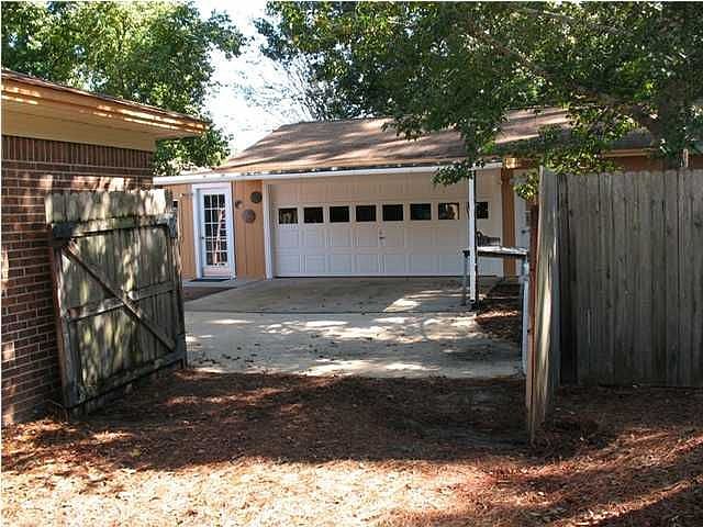 2nd image of 320 Pontevedra Ln