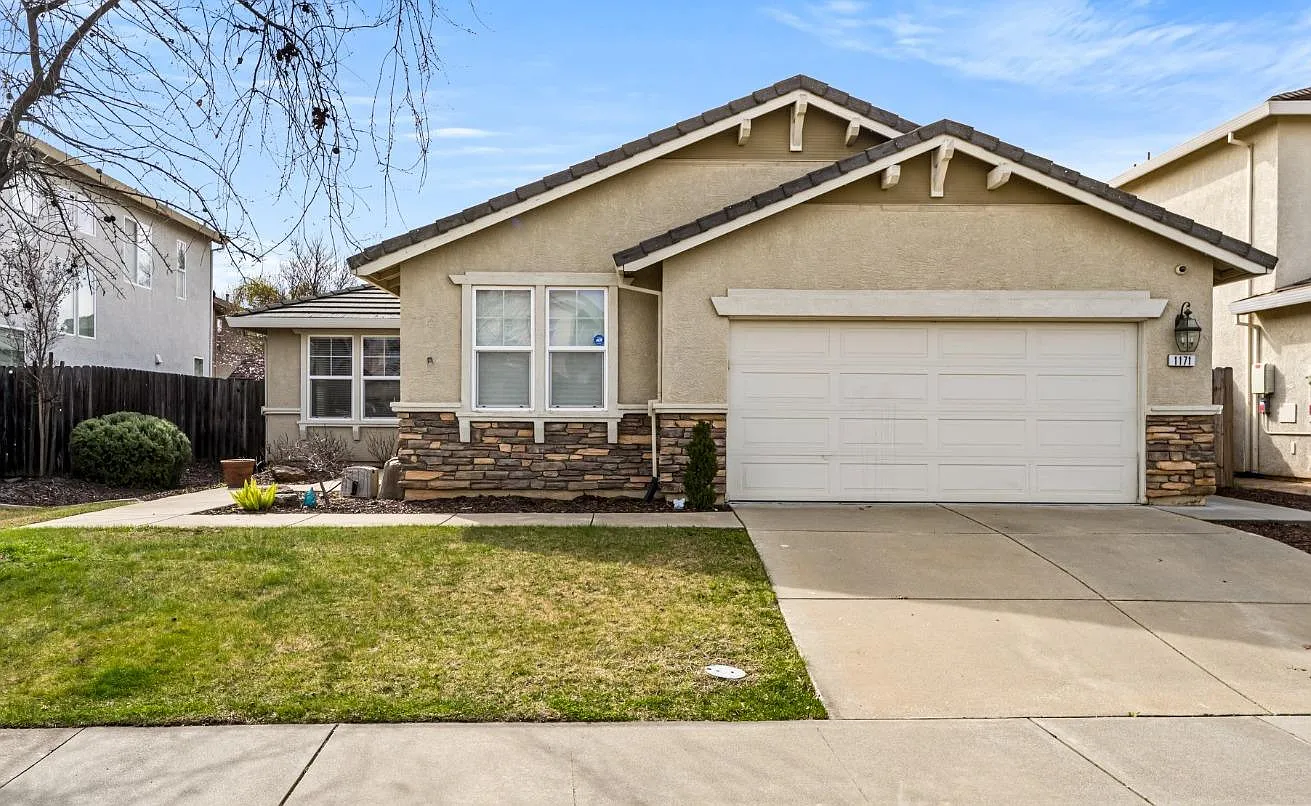 1171 Kensington Ln photo 1