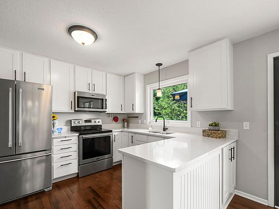 5th image of 4806 Shevlin Ct
