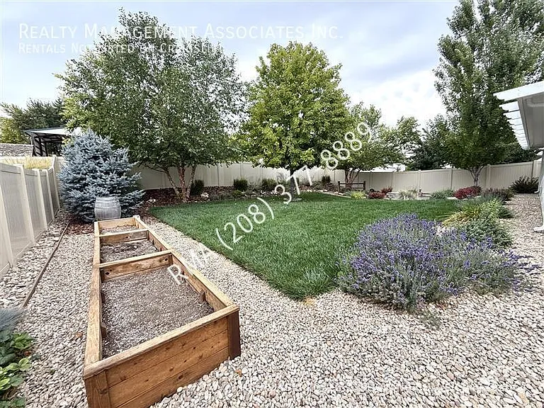 6031 N Spindrift Ave — Photo 16