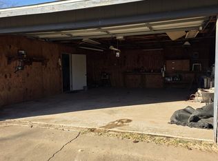 401 W Virginia St, Walters, OK 73572