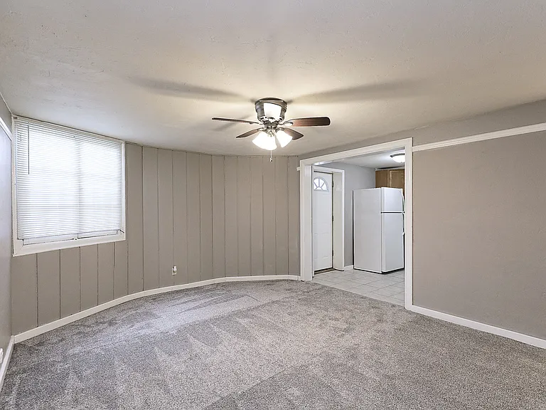 1745 E St #4 — Photo 7