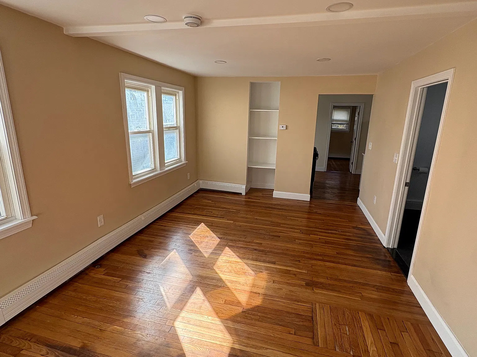 1 bed, 600 sqft, $1,895 — Photo 2