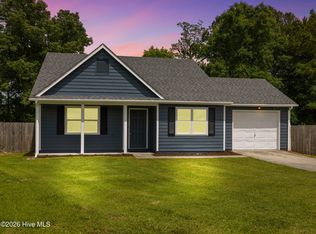625 S Hampton Dr, Jacksonville, NC 28546