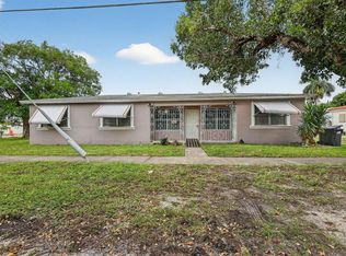 596 Ragan Dr, Miami Springs, FL 33166