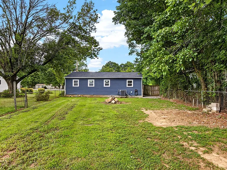 2713 Spring Place Rd SE — Photo 10