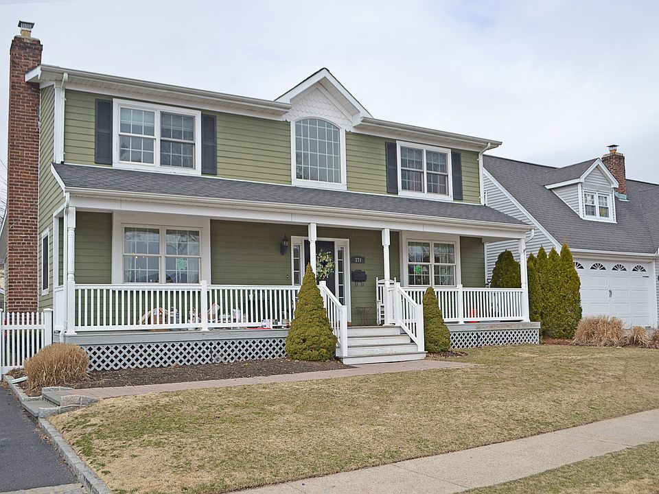 1st image of 371 Sunny Ln