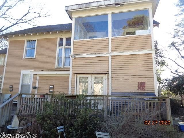 2nd image of 325 Fairfax Dr