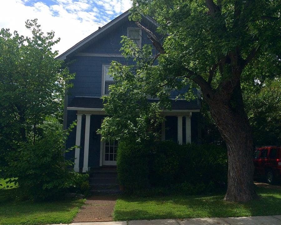 Historic home in Old Hickory Village- The Haskell