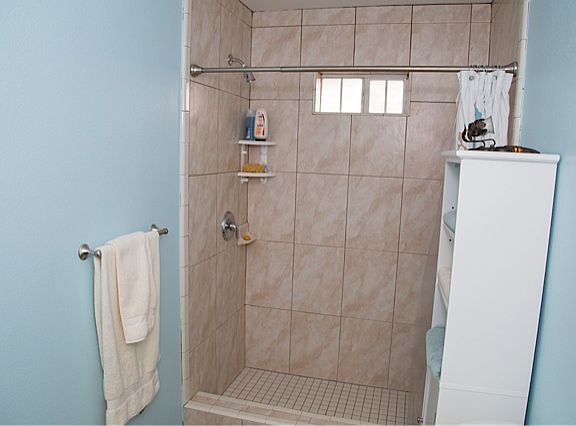 5th image of 707 Mesquite St