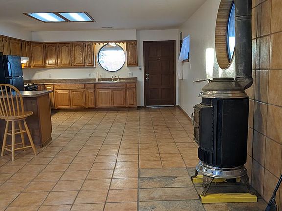 4th image of 1545 Arroyo Ln #A