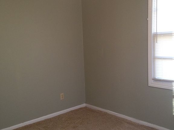 3rd image of 6101 Oakland Ave