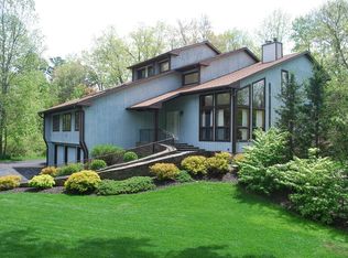 80 Kelly Rd, Red Hook, NY 12571