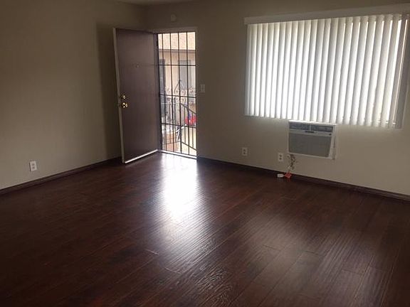4th image of 312 N Vecino Dr #17