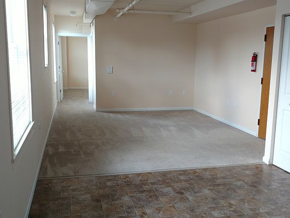 4th image of 400 Superior Ave #1B-1Ba