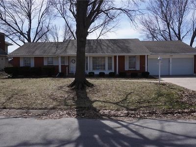 14901 E 34th St S, Independence, MO, 64055