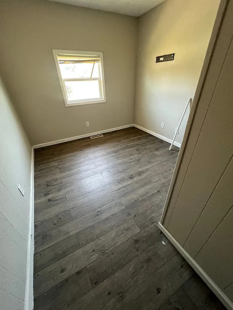 75 Carolane Dr 00175 — Photo 2