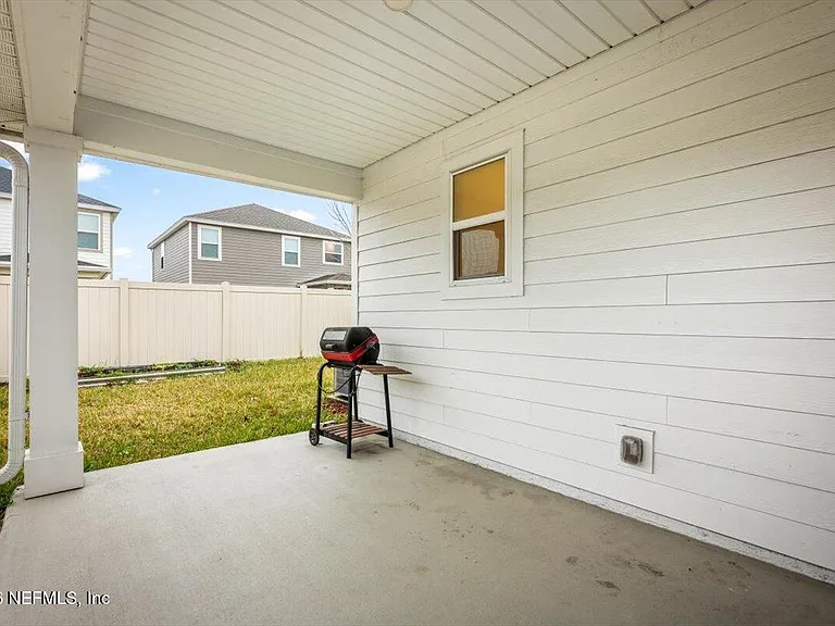 8123 Barley Way — Photo 3