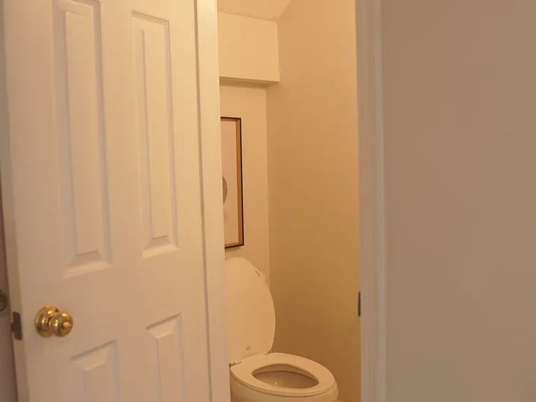 7127 Bidford Ct — Photo 2