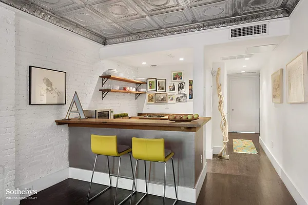 Sold by Sotheby's International Realty | media 13