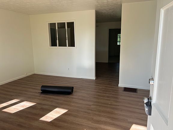 4th image of 115 Salter Rd