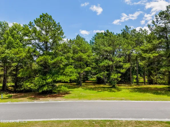 117 Cedar Point Drive, Wallace, NC 28466