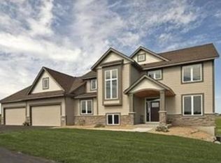 25380 Newport Ave, New Prague, MN 56071