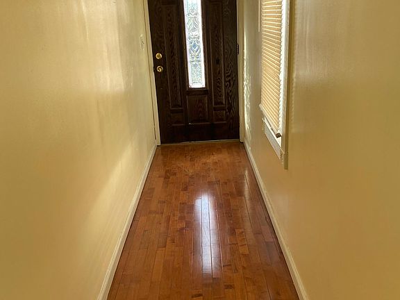 3rd image of 101-29 113th St