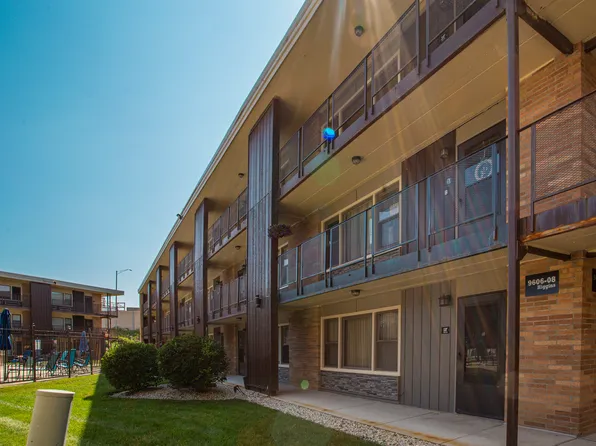 9626 W Higgins Rd APT 1CN, Rosemont, IL 60018