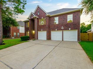 2410 Sparrow Branch Ct, Sugar Land, TX 77479