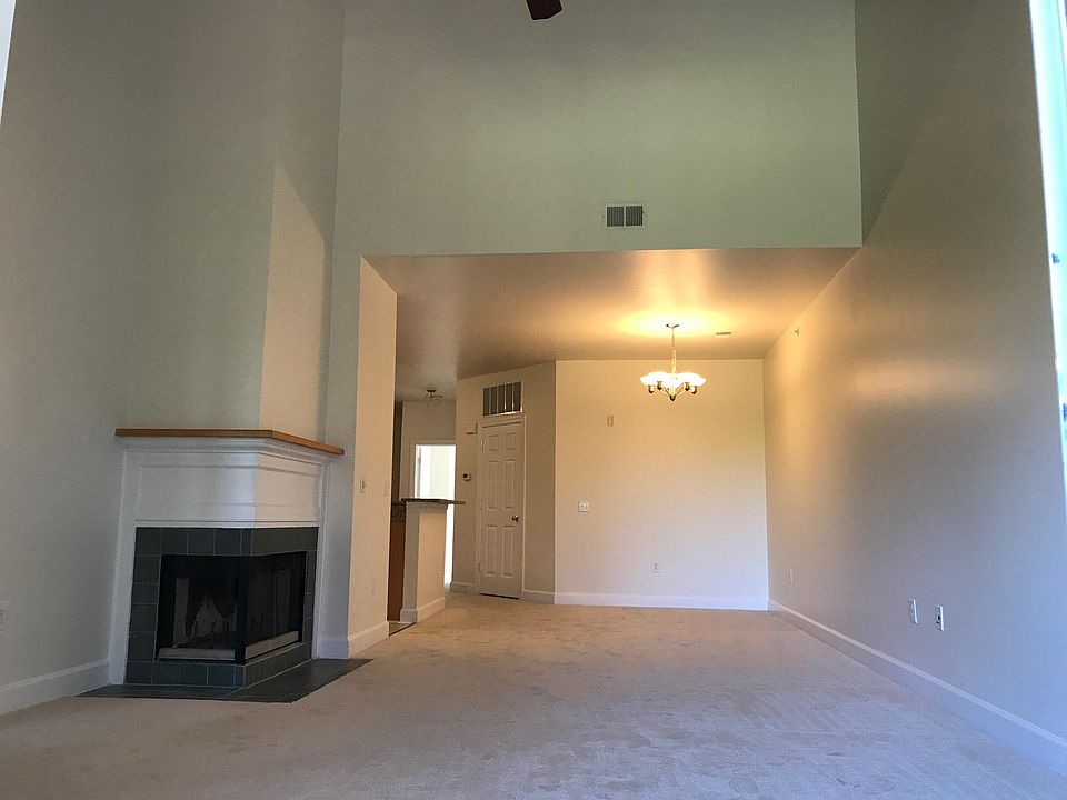 2nd image of 1791 Sugar Maple Ct
