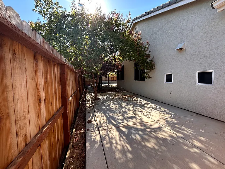 5814 Anchor Bay Way — Photo 14