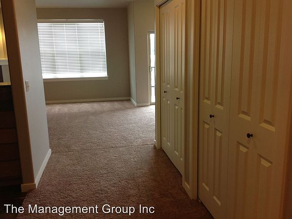 3rd image of 602 NE 86th St Unit 206