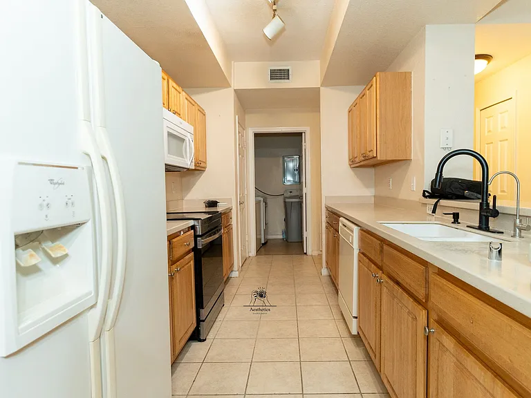 10075 Gate Pkwy N #2202 — Photo 15