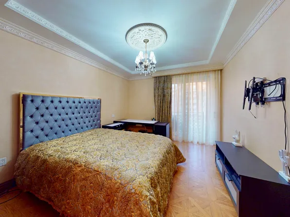 120 Oceana Drive West image 23 of 37