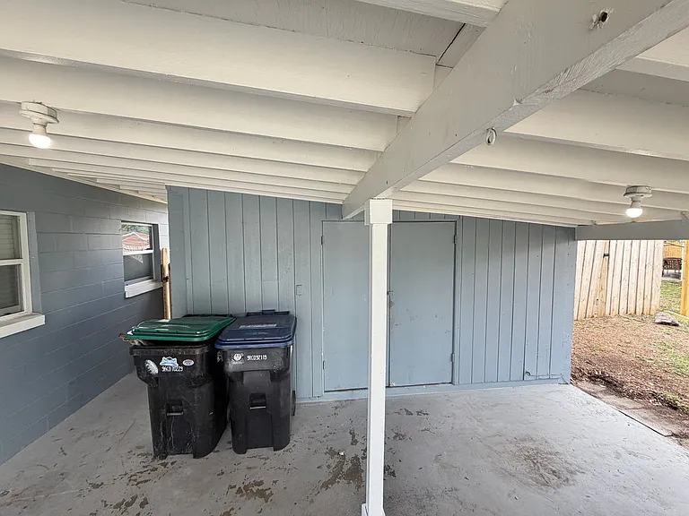 3612 Surrey Dr — Photo 26