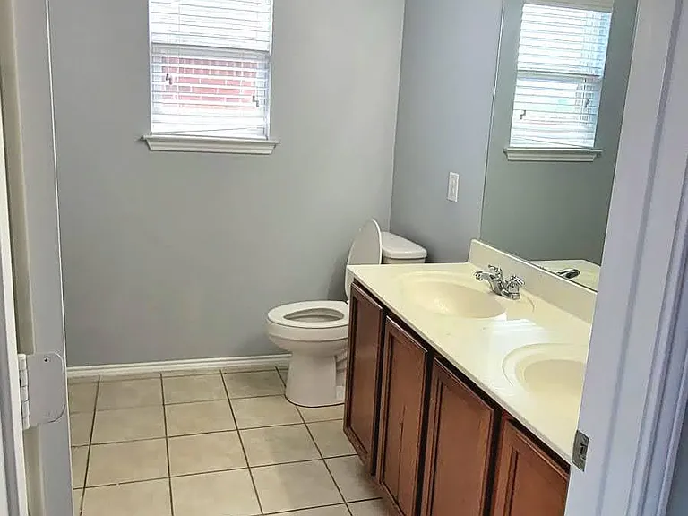 1609 Lone Pine Dr — Photo 21