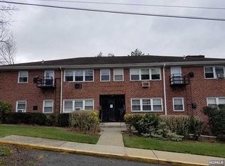 1628 Valley St #2C-282C, Fort Lee, NJ 07024