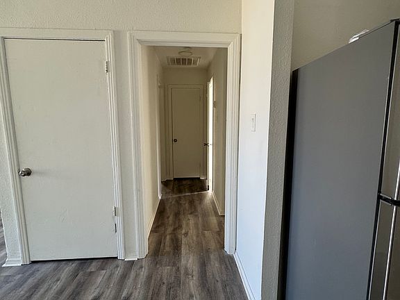 5th image of 1304 Stone Dr #1304