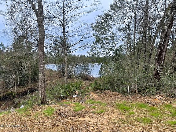 3rd image of 17879 Kelso Dr
