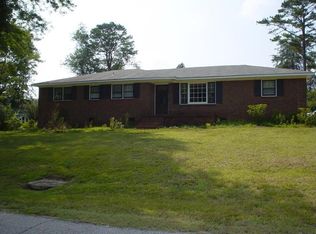 15 Plano Dr, Greenville, SC 29617