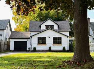 2121 Denwood Ave SW, Wyoming, MI 49509