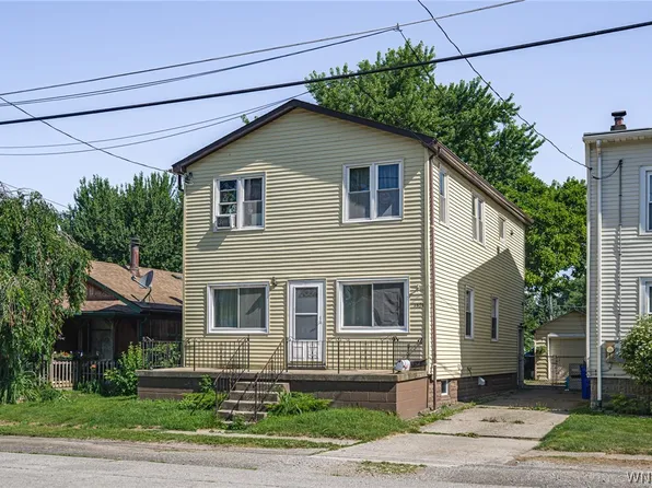 3650 6th St, Hamburg, NY 14219