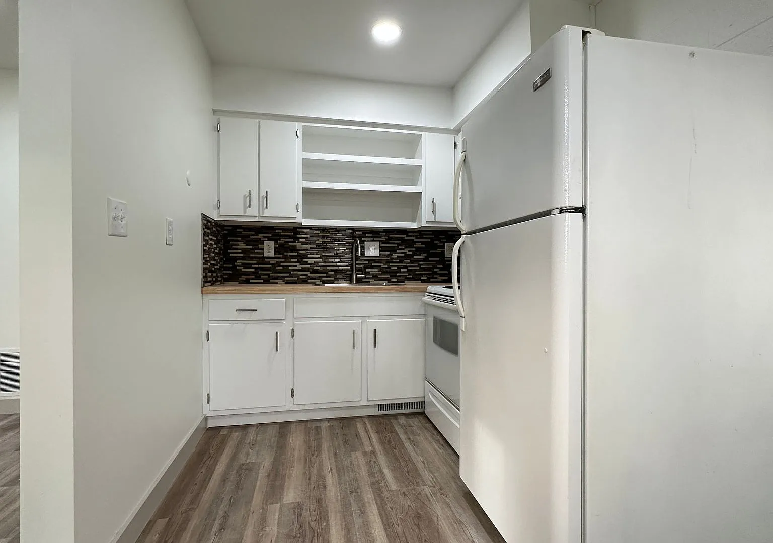 Great 1 Bedroom/1 Bath- Available AUGUST 2027! — Photo 3