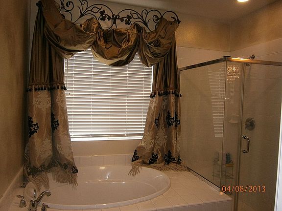 5th image of 11000 Prairie Stone Pl