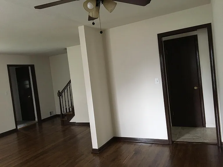6638 Metcalf Ave — Photo 3