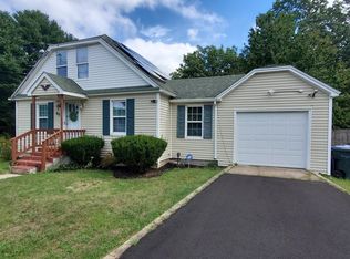 49 Wilmington St, Springfield, MA 01119